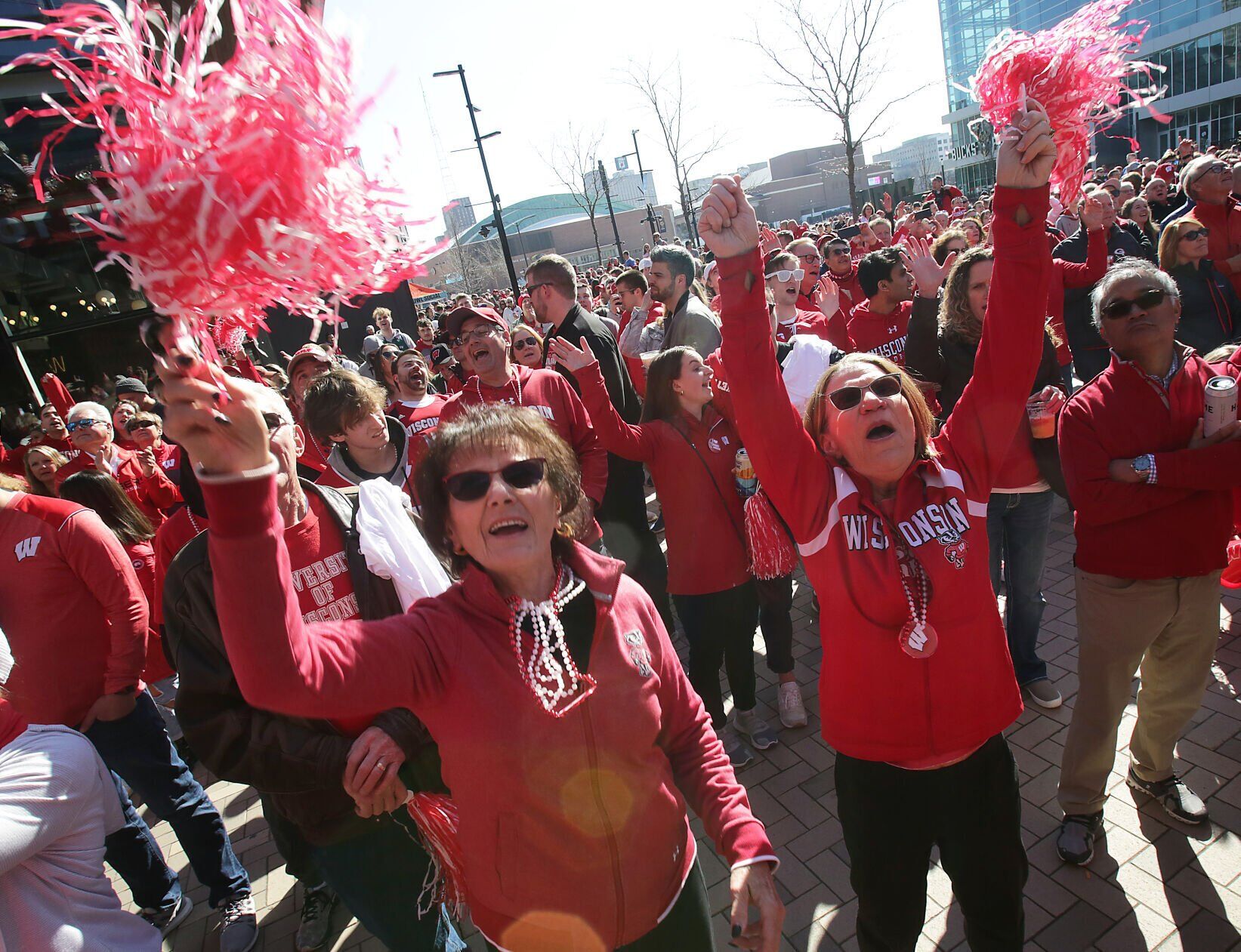 UW Iowa State Fans 04.jpg